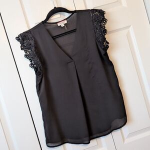 ANDREE BY UNIT Flutter Blouse in Black Lace Flowy Whimsygoth Vintage-inspired